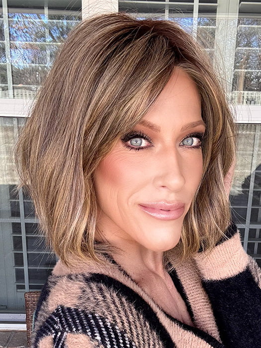 Kristyna @kristynamoore is wearing HOLLIE PETITE by JON RENAU in shade 24BT18S8 SHADED MOCHA | Medium Natural Ash Blonde & Light Natural Gold Blonde Blend, Shaded with Medium Brown