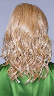 BUTTERCREAM BLONDE | A combination of Gold Blonde, Neutral Blonde, Sandy Blonde, with Pure Blonde highlights
