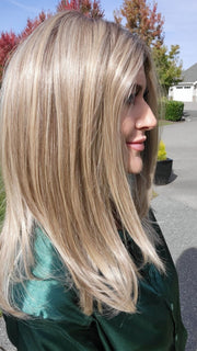 DIRECT SUNLIGHT in COLOR | SHAKEN OATMILK BLONDE R | A Medium and Light Brown Base with Cool and Neutral Blonde, and Light Blonde Highlights with a Medium Brown Root