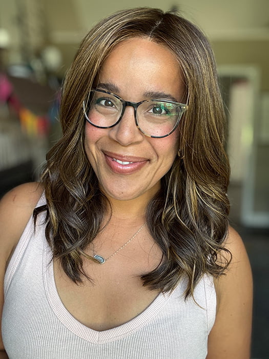 Brea @getwiggywithbrea is wearing MAUDE by AMORE in shade MARBLE BROWN R | Medium Brown Evenly Blended with Light Honey Brown With Dark Roots