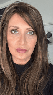 Emily Herrin @she_sheds_more wearing CAMILLA by JON RENAU in color FS6/30/27 TOFFEE TRUFFLE | Brown, Medium Red-Gold, Medium Red-Gold Blonde Blend with Medium Red Gold Blonde Bold Highlights