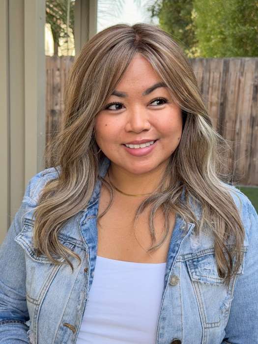 Arlah and Katrina @wearethehairsis wearing SELFIE MODE by RAQUEL WELCH WIGS in color RL12/22SS SHADED CAPPUCCINO | Light Golden Brown Evenly Blended with Cool Platinum Blonde Highlights with Dark Roots
