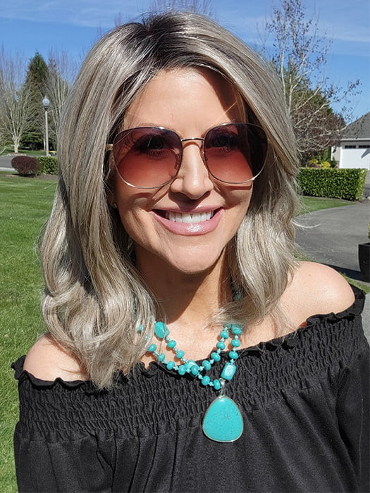 Natalie Gray @vanish.into.thin.hair wearing RAISE THE BAR by GABOR in color GF17-23SS ICED LATTE MACCHIATO | Honey Blonde shaded with Cool Blonde with Dark Roots