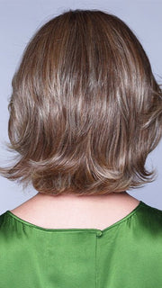 SUNKISSED ALMOND R | A blend of Medium and Light Brown with Light Gold Blonde Highlights and a hint of Cooler Blonde, rooted with Medium and Light Brown