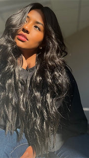Sophia wearing THRILL SEEKER By HAIRDO in R2 | EBONY