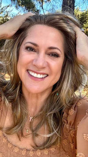 Susan Cooke @wigs_with_wisdom wearing MIRANDA LITE by JON RENAU in color 12FS12 MALIBU BLONDE | LIght Gold Brown, Light Natural Gold Blonde, Pale Natural Gold-Blonde Blend, Shaded with Light Gold Brown
