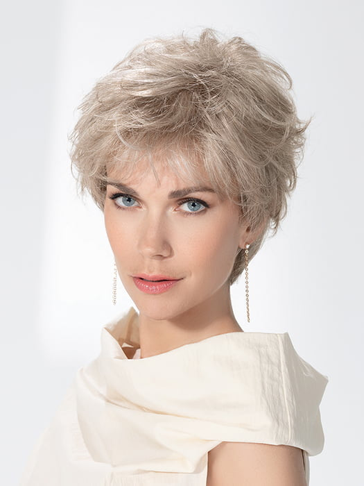 Model is wearing CHARME SOFT SMALL by ELLEN WILLE in PEARL MIX | Pearl Platinum and Medium Ash Blonde Blend