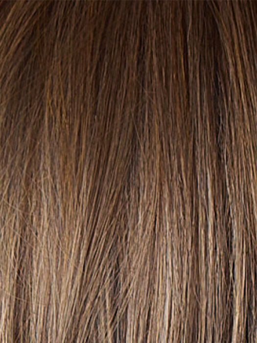 CAFFE MISTO R | A chic blend of dark brown, medium brown, and ash blond highlights. Deep brown root for a modern, on-trend look.