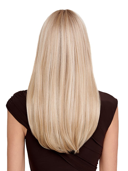 Model is wearing NEXT TOP MODEL by TressAllure in color 19/23/R12 | A beautiful blend of Platinum Blonde and Pale Golden Blonde, shaded with Dark roots