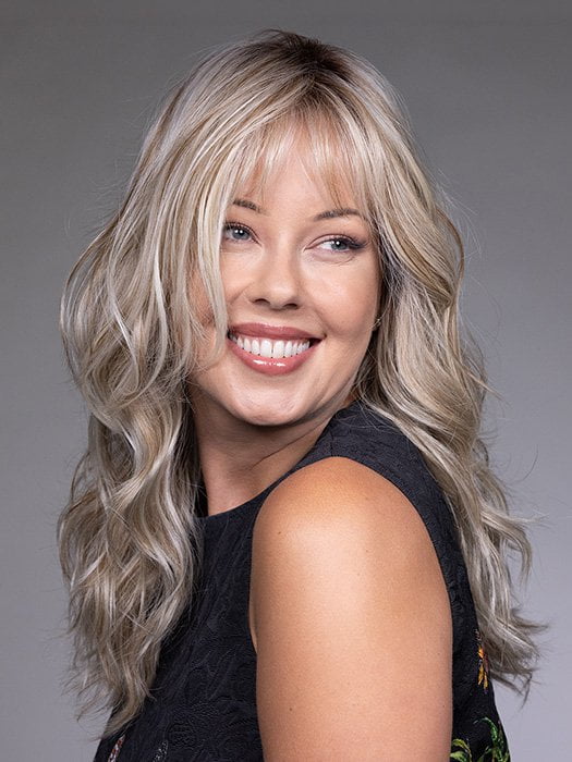 Model is wearing VESPER by BELLETRESS in color BUTTERBEER R | Dark Brown Base and Root that transitions smoothly into a buttery blonde, infused with creamy honey and toffee tones