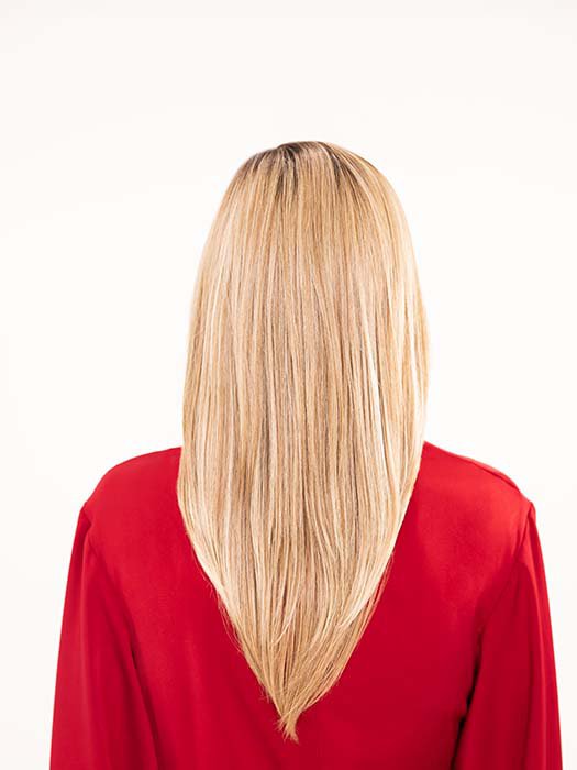 Roxie is wearing JAMES by ESTETICA in color RH1488RT8 
