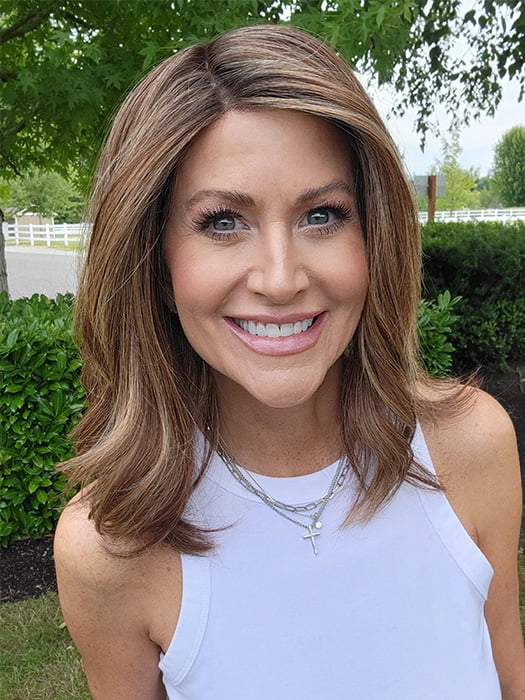 Natalie Gray @vanish.into.thin.hair wearing SOPHIA by BELLE TRESS in color CARAMEL SWIRL | A blend of Warm Caramel, Chocolate Brown, Honey-Toned Blonde with Brown Roots