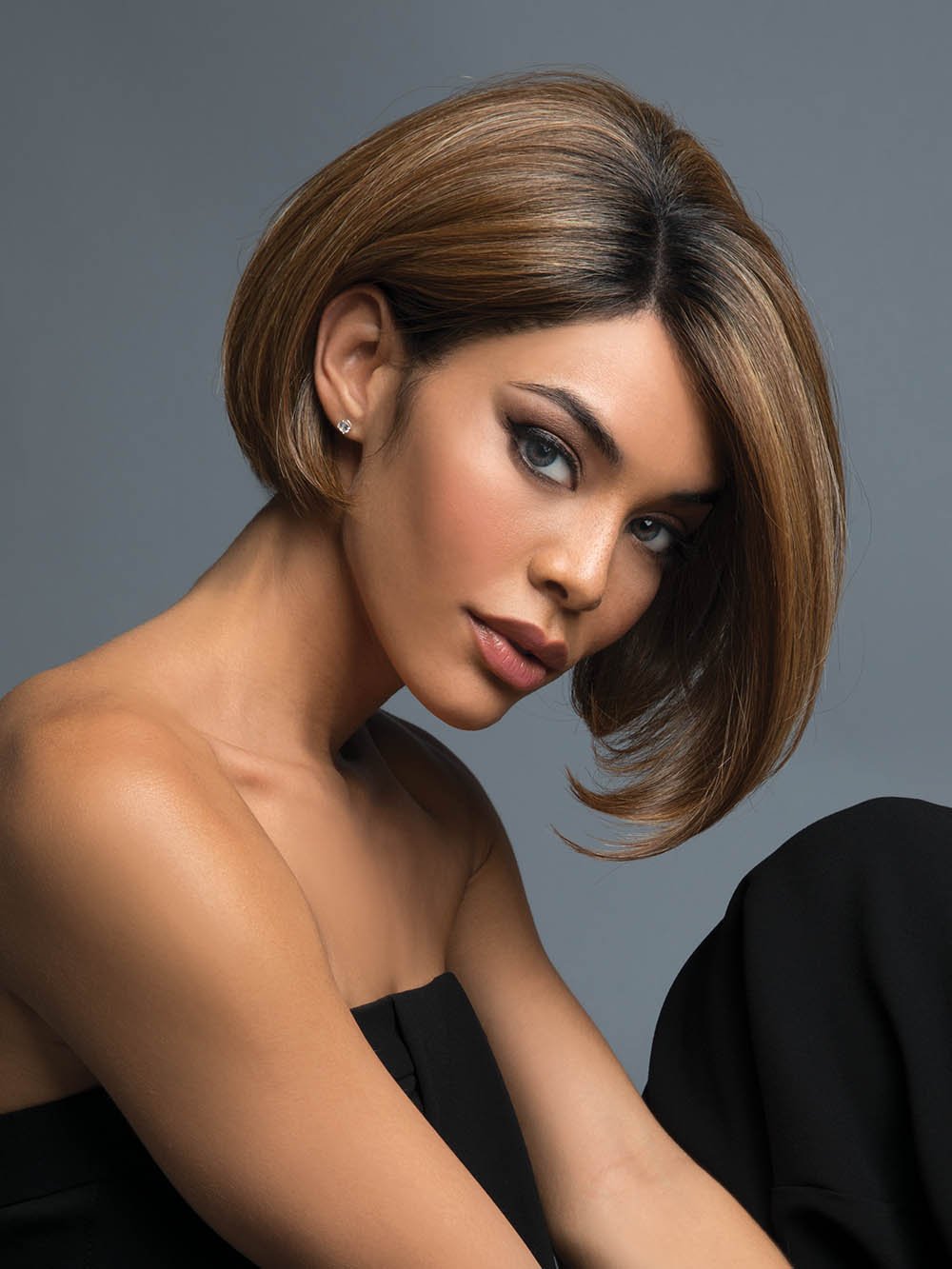 FABULOUS by REVLON in MOLTEN AMBER | Medium Golden Brown, Light Copper Brown, and Medium Golden  Blonde with Dark Brown Roots