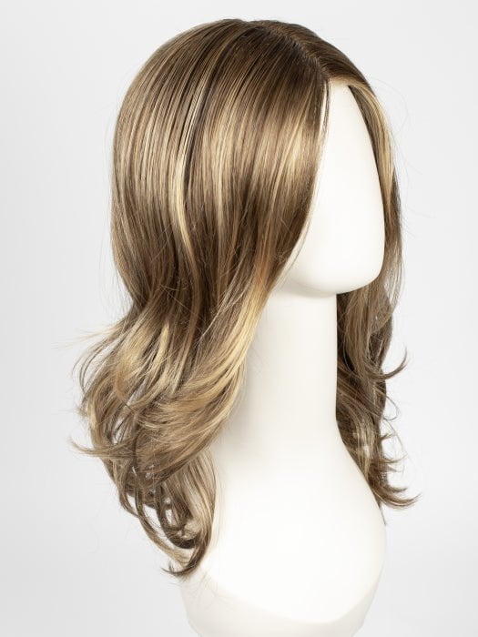 24BT18 ECLAIR | Dark Natural Gold Blonde & Light Natural Gold Blonde Blend with Light Natural Gold Blonde Tips
