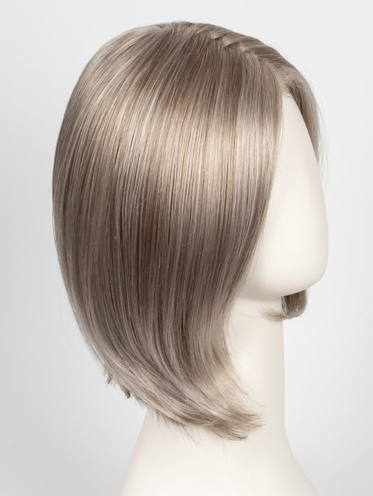 101F48T MARTINI | Soft White Front, Light Brown with 75% Grey Blend with Soft White Tips