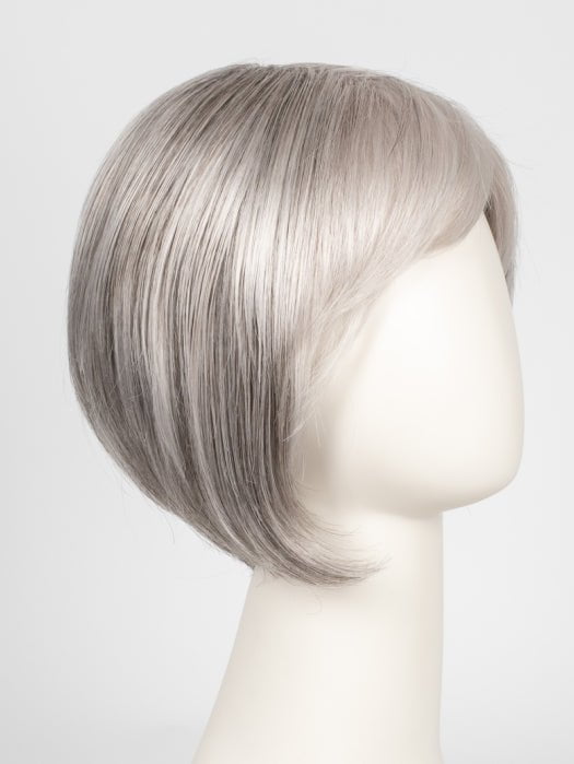 RL51/61 ICED GRANITA | Lightest Grey Progresses to a Deep Grey at the Nape