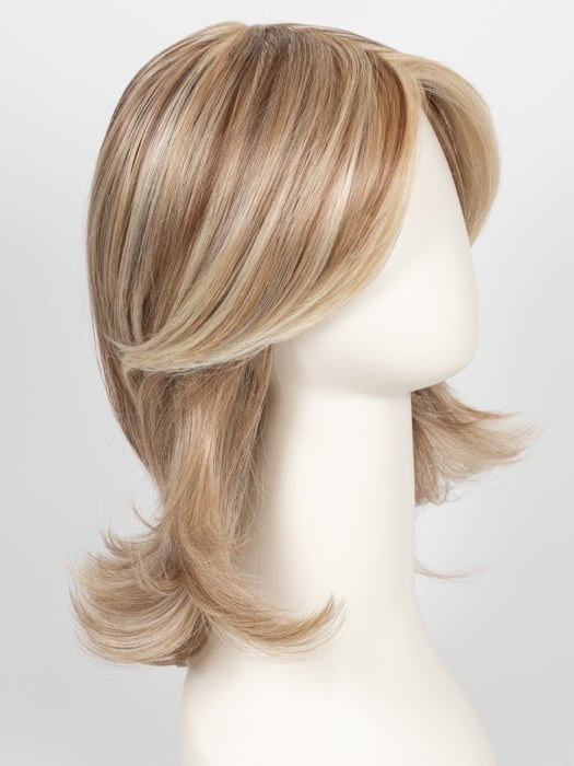 RL16/88 PALE GOLDEN BLONDE HONEY | Dark Natural Blonde Evenly Blended with Pale Golden Blonde