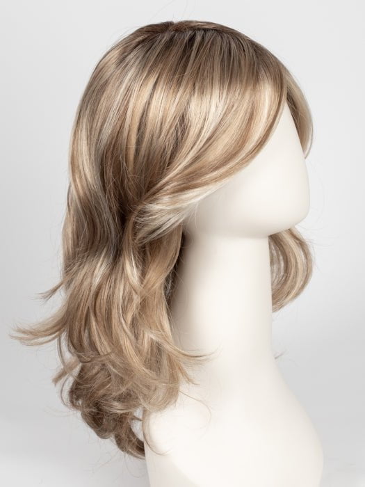 12FS8 SHADED PRALINE | Light Gold Brown, Light Natural Gold Blonde & Pale Natural Gold-Blonde Blend, Shaded with Medium Brown