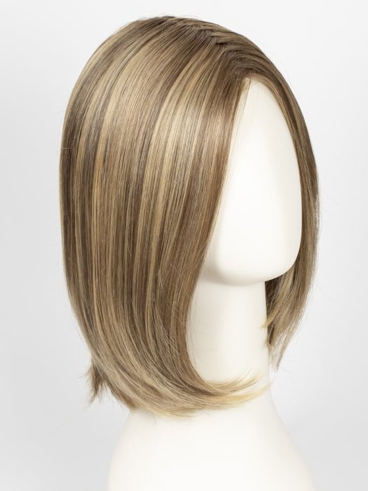 24BT18 ECLAIR | Dark Natural Gold Blonde & Light Natural Gold Blonde Blend with Light Natural Gold Blonde Tips