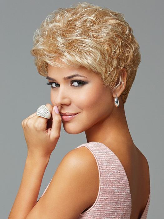 ACCLAIM Wig by Gabor in G15+ BUTTERED TOAST MIST | Warm Blonde with Pale Highlights on top