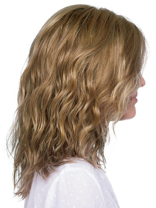 Free flowing, gentle waves create the perfect touch of natural movement