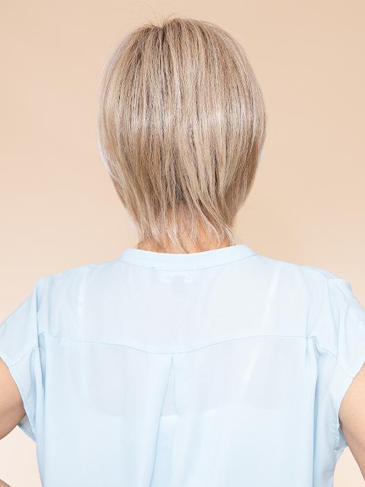 OPENING ACT by RAQUEL WELCH in RL19/23SS SHADED BISCUIT | Light Ash Blonde Evenly Blended with Cool Platinum Blonde and Dark Roots