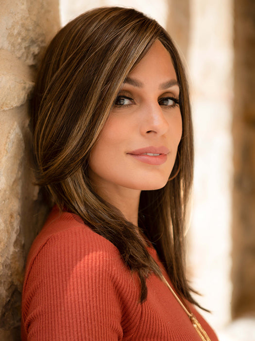 This style features thin wefts for lighter weight and better air circulation