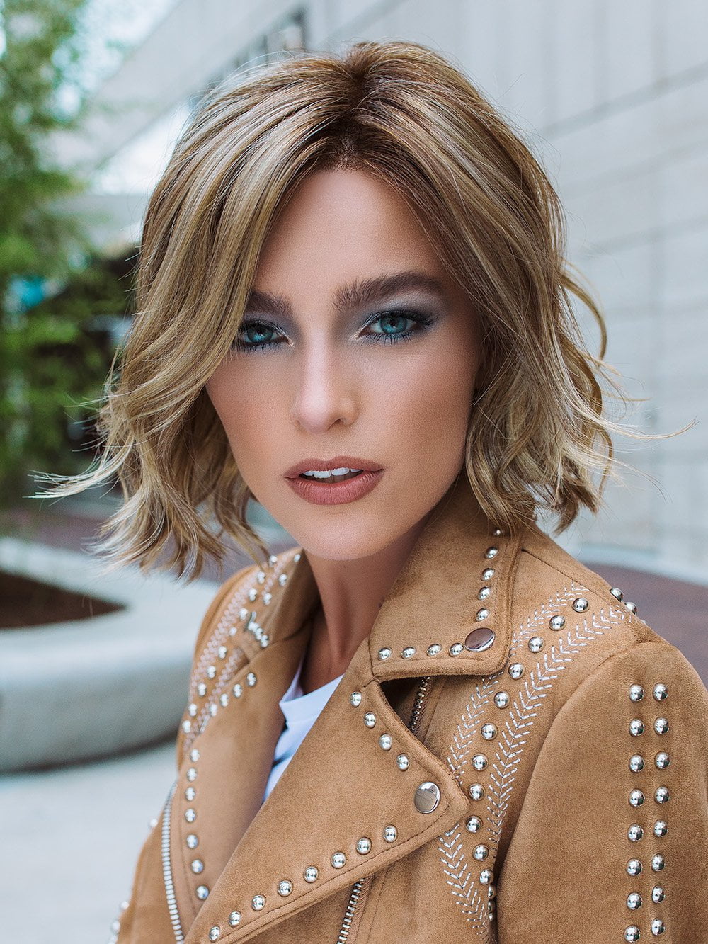 JANUARY Wig by Jon Renau in 14/26S10 SHADED PRALINES N' CREAM | Light Gold Blonde & Medium Red-Gold Blonde Blend, Shaded with Light Brown