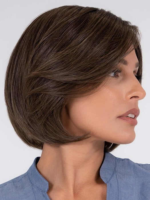 The extended lace front creates a natural looking hairline that gives you amazing off-the-face styling versatility