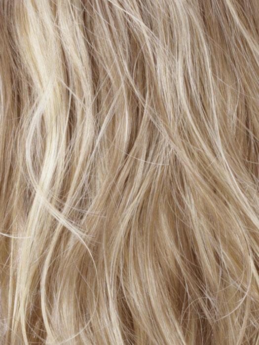 R12/26CH | Light Brown with Chunky Golden Blonde Highlights