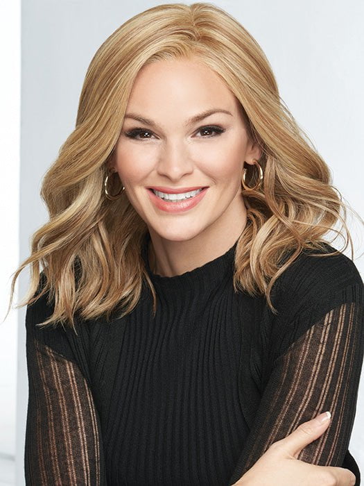 WAVY DAY by Raquel Welch in RL14/25 HONEY GINGER | Dark Blonde Evenly Blended with Medium Golden Blonde FB MAIN IMAGE. PPC MAIN IMAGE