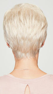R16/22 ICED SWEET CREAM | Pale Blonde with Slight Platinum Highlighting