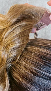 This synthetic ponytail is easy to apply, so you'll be ready for the day or night in a flash!