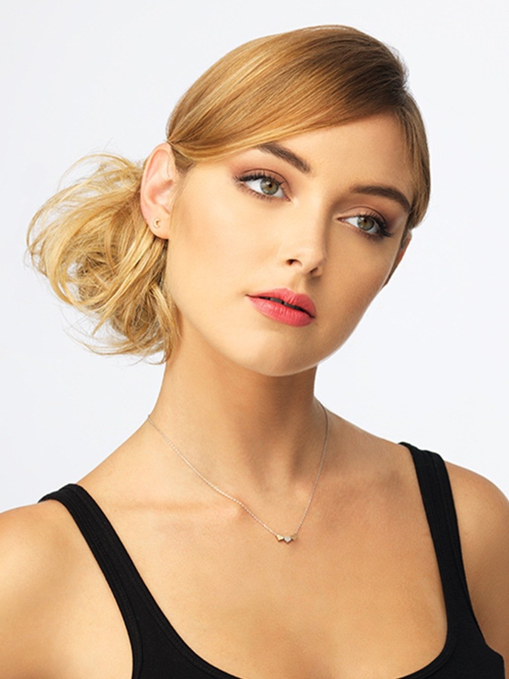 R25 GINGER BLONDE | Medium Golden Blonde with Subtle Blonde Highlights
