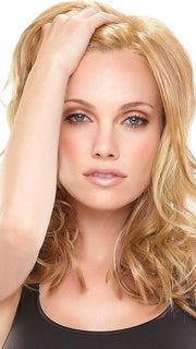 The Smartlace front allows you to wear it away from the face | Color: FS613/24B