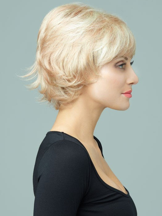 Revlon Wigs Paisley : Profile View | Color 223/23C (Sugar Cookie)