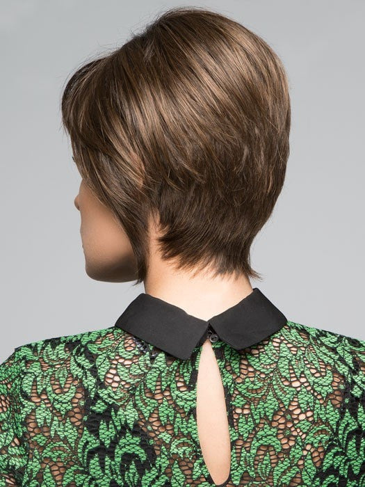 Tapered Neckline | Color: SS4/6 Rich Dark Brown with even Darker Roots